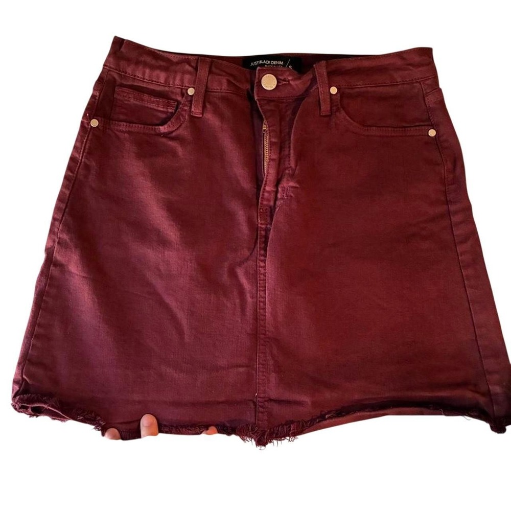 Just Black Denim Burgundy Raw Hem Mini Skirt Made in USA Size Small‎